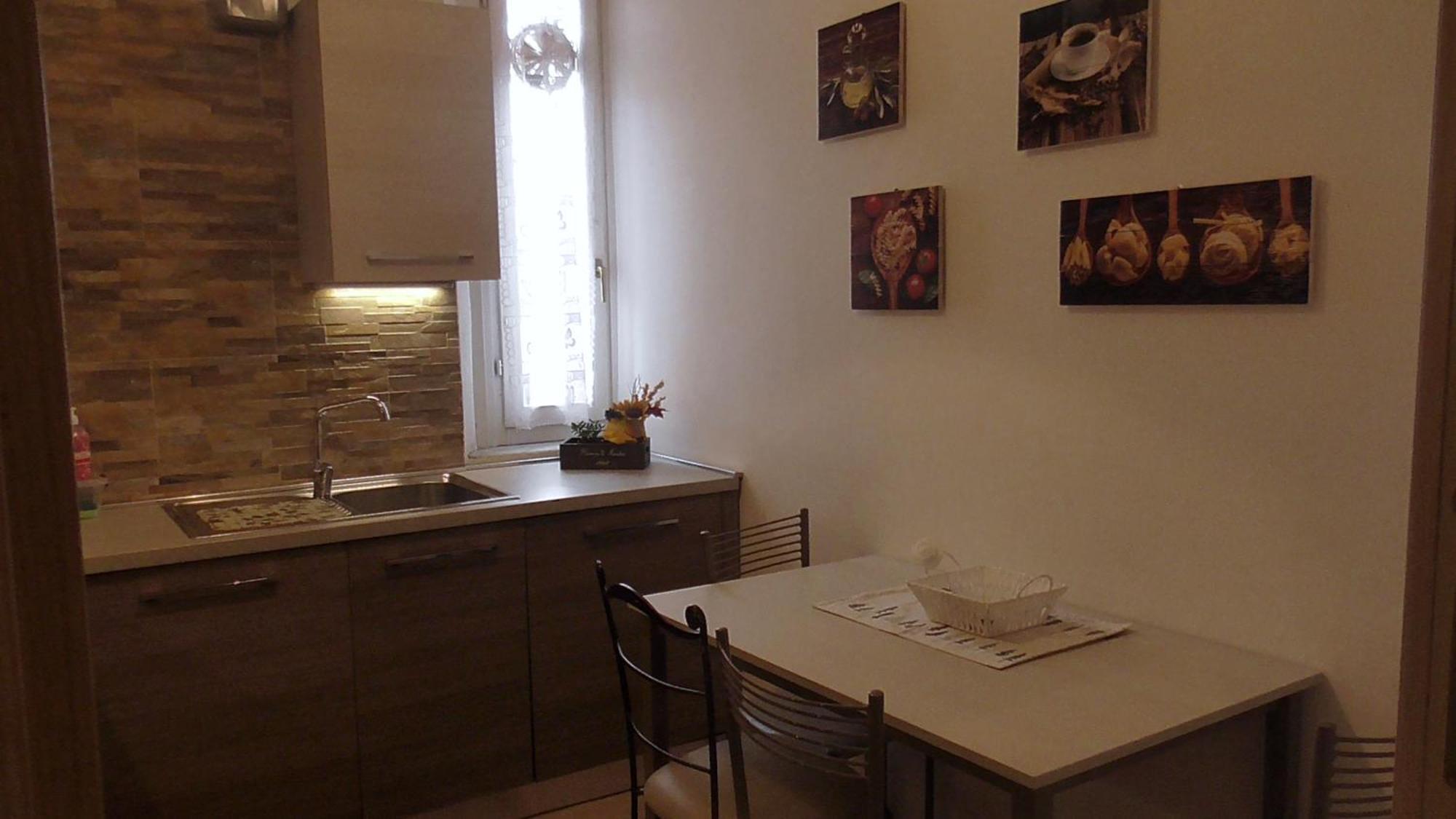 Apartment Italy's Enchanting Ambiance - A Snug In Rom